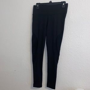 Black Leggings Park Highwaisted Leggings. Size S/M.